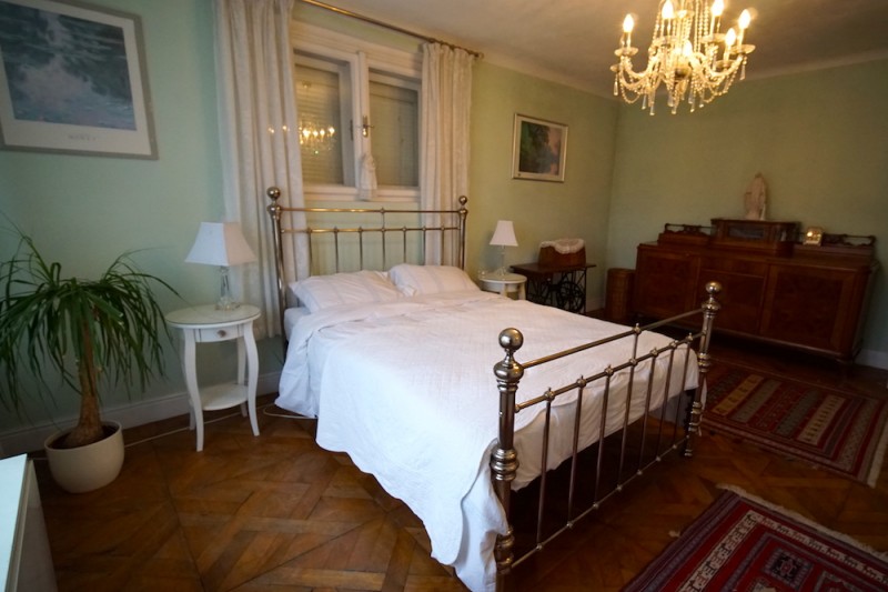 Dům 5+kk, 599m2, pozemek 1490m2, Chocerady