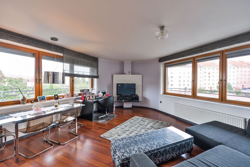 Квартира 2+kk, 63 м2, Nusle